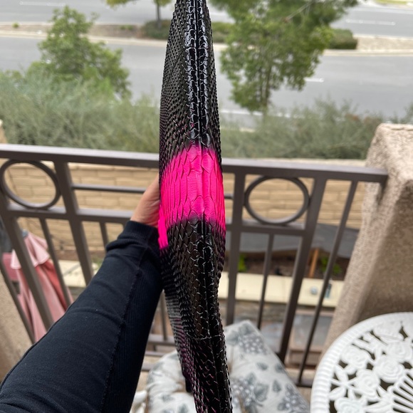 Authentic Chanel O Case w/ Neon Pink Stripe - Picture 7 of 8